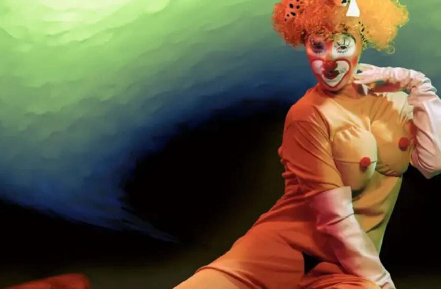 Cindy Sherman - Untitled (2005, part.)
